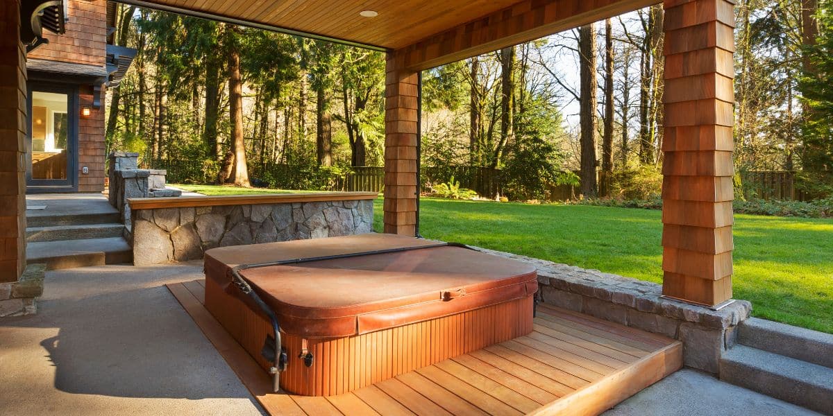 Co warto wiedzieć przed budową jacuzzi ogrodowego?